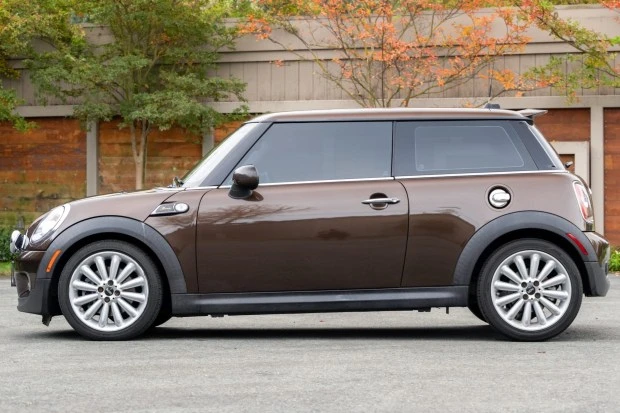 2010 Mini Mini 2nd Gen - Image 3 of 7