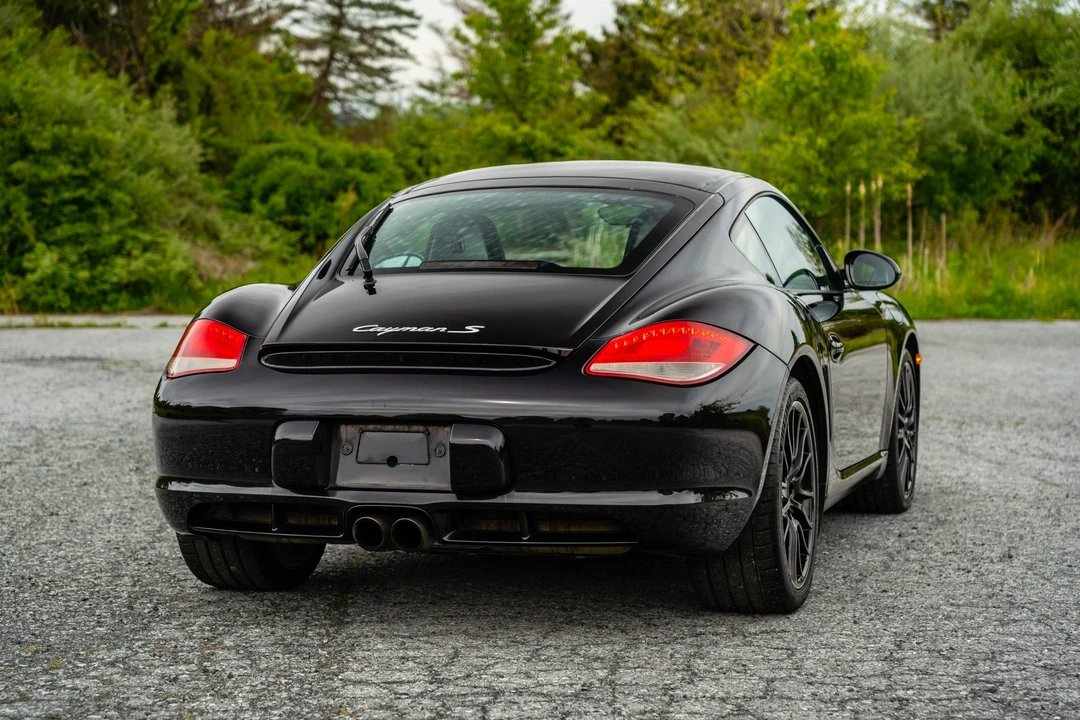 2010 Porsche 987 Cayman S - Image 27 of 31