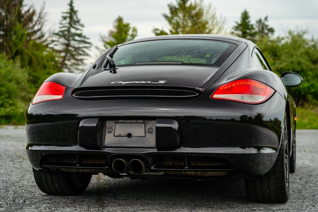 2010 Porsche 987 Cayman S - Image 26 of 31