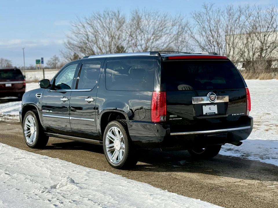 2011 Cadillac Escalade & EXT 3rd Gen - Image 13 of 31
