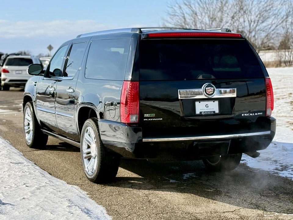 2011 Cadillac Escalade & EXT 3rd Gen - Image 14 of 31