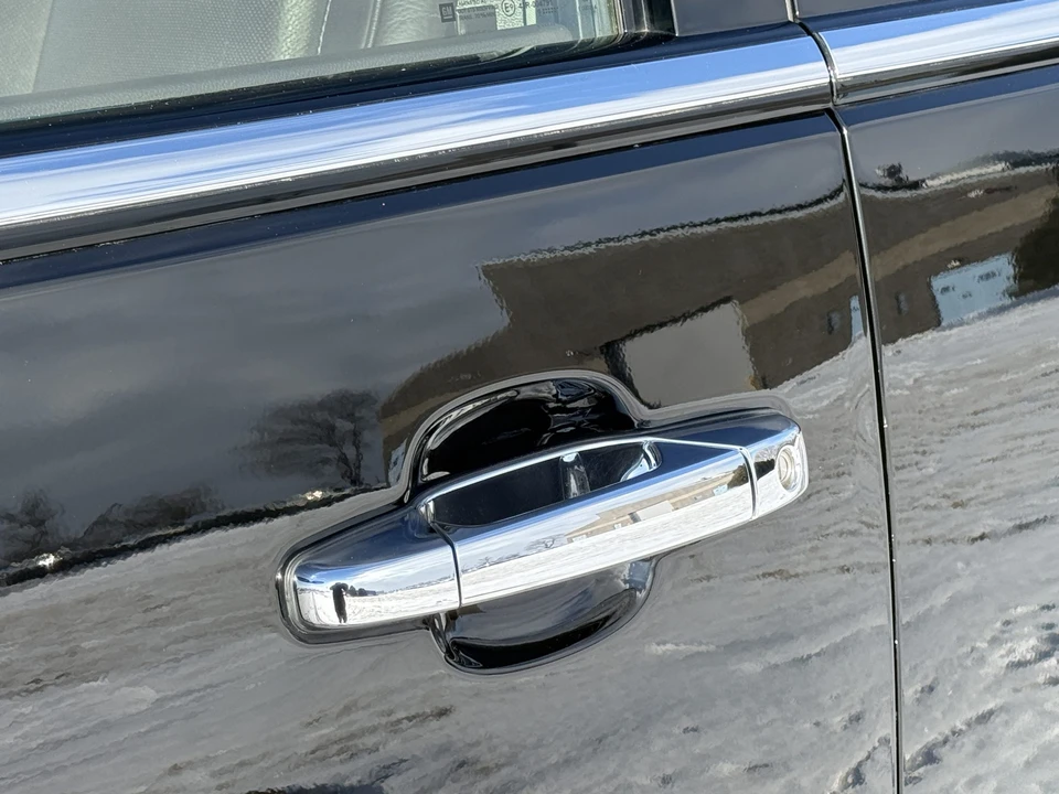 2011 Cadillac Escalade & EXT 3rd Gen - Image 22 of 31