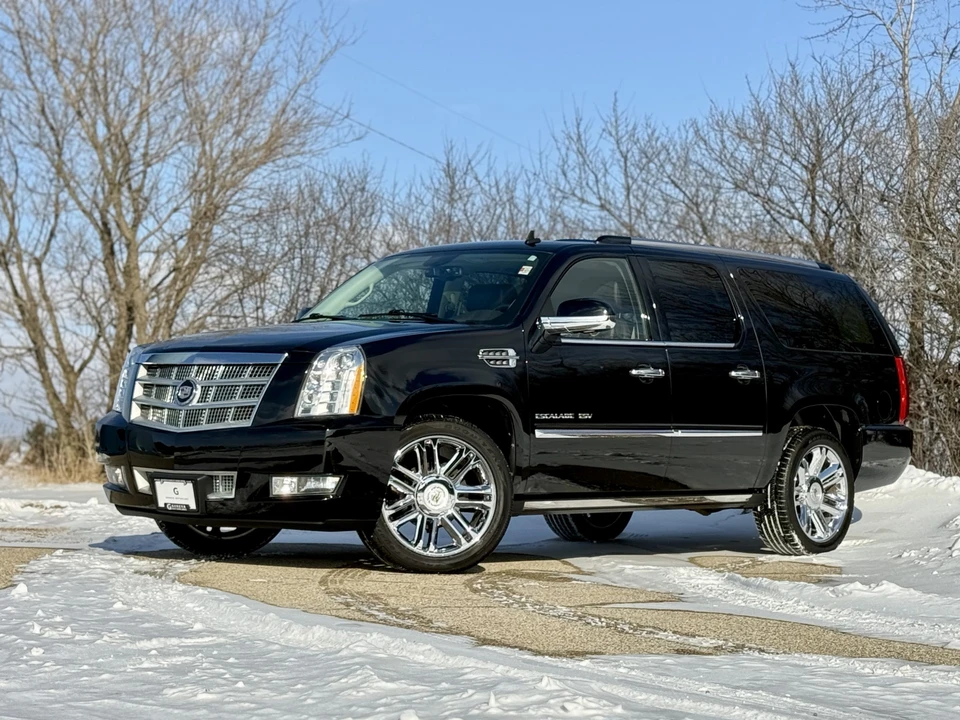 2011 Cadillac Escalade & EXT 3rd Gen - Image 6 of 31