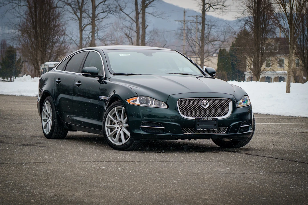 2011 Jaguar X351 XJ - Image 2 of 31