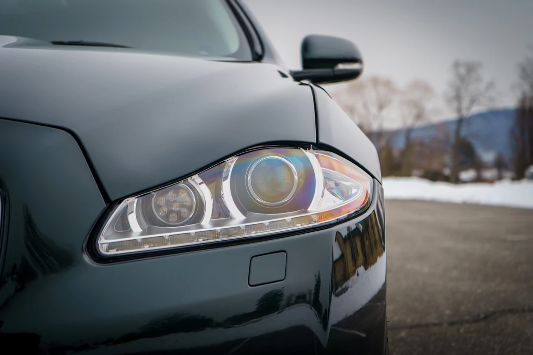 2011 Jaguar X351 XJ - Image 18 of 31