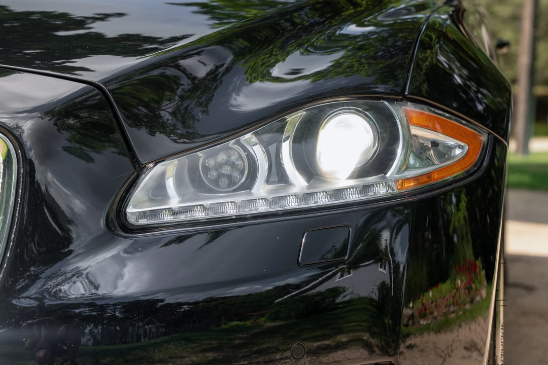 2011 Jaguar X351 XJ - Image 15 of 31