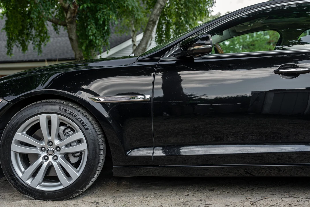 2011 Jaguar X351 XJ - Image 31 of 31