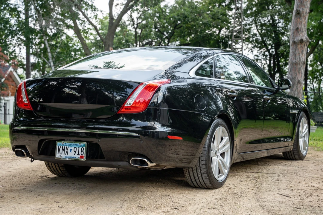 2011 Jaguar X351 XJ - Image 5 of 31