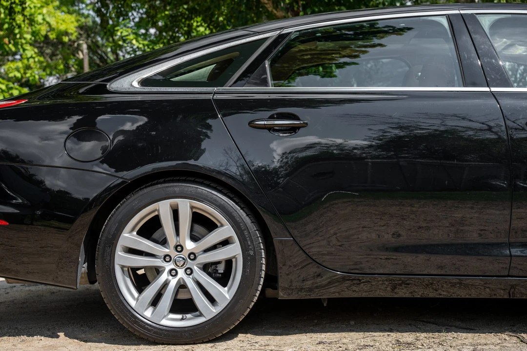 2011 Jaguar X351 XJ - Image 28 of 31