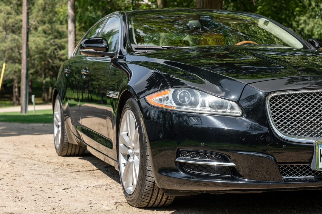 2011 Jaguar X351 XJ - Image 9 of 31