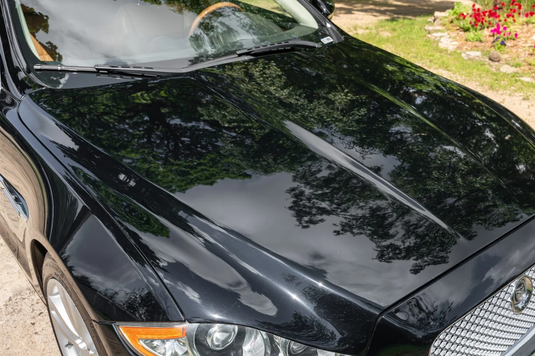 2011 Jaguar X351 XJ - Image 17 of 31