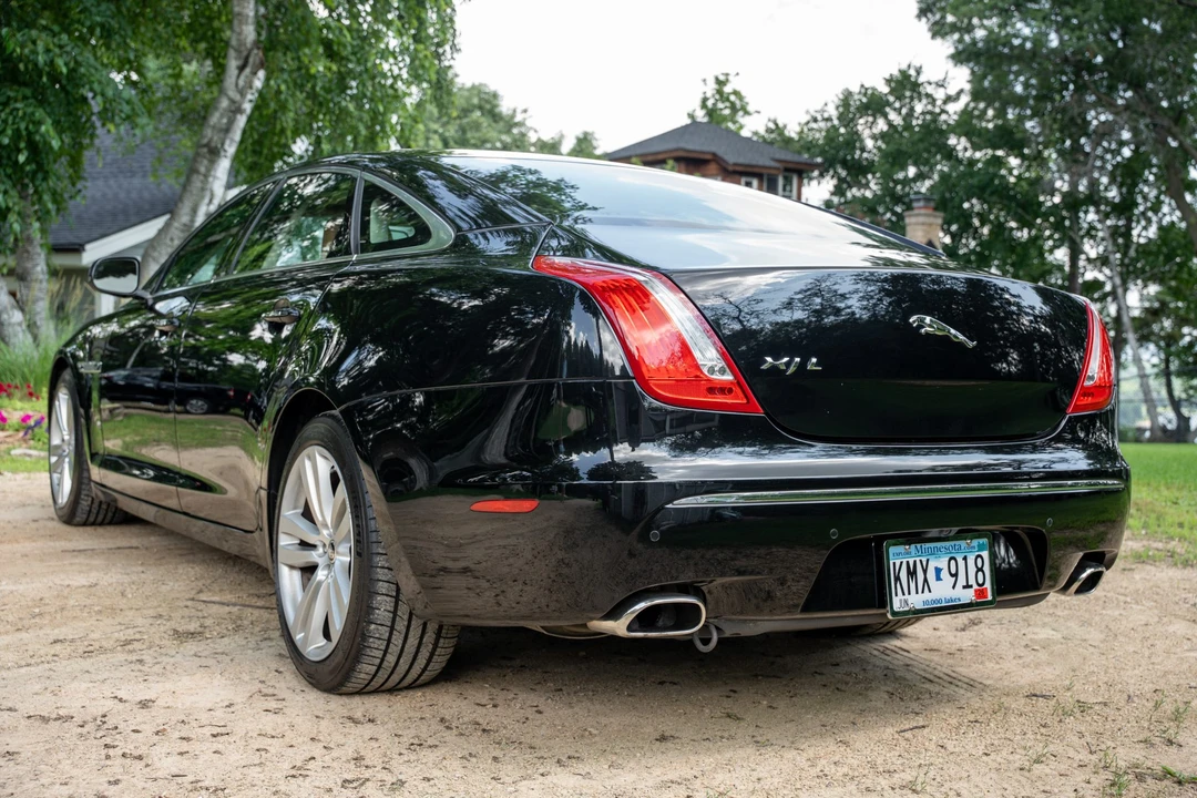 2011 Jaguar X351 XJ - Image 8 of 31