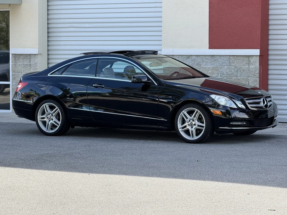 2011 Mercedes-Benz C207/A207 E-Class Coupe & Convertible - Image 8 of 31