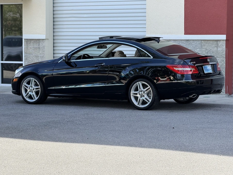 2011 Mercedes-Benz C207/A207 E-Class Coupe & Convertible - Image 17 of 31