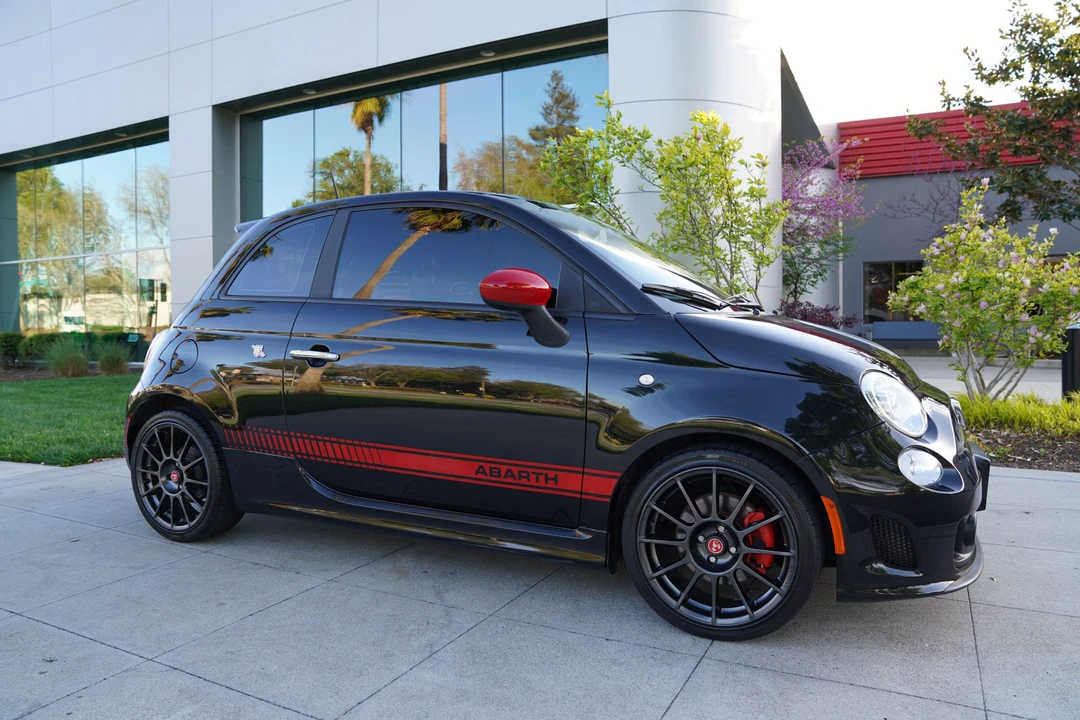 2012 Fiat Abarth 500 - Image 10 of 31