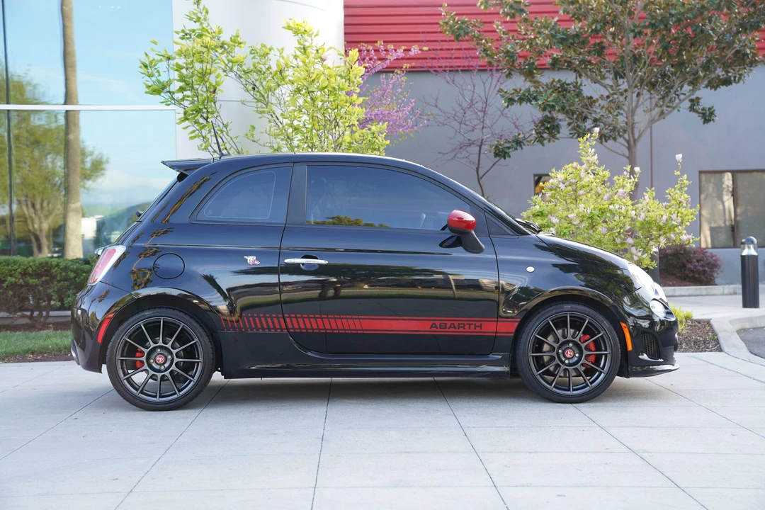 2012 Fiat Abarth 500 - Image 11 of 31