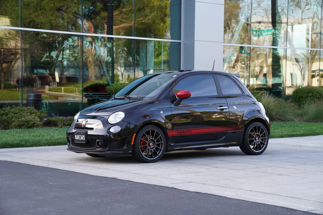 2012 Fiat Abarth 500 - Image 2 of 31