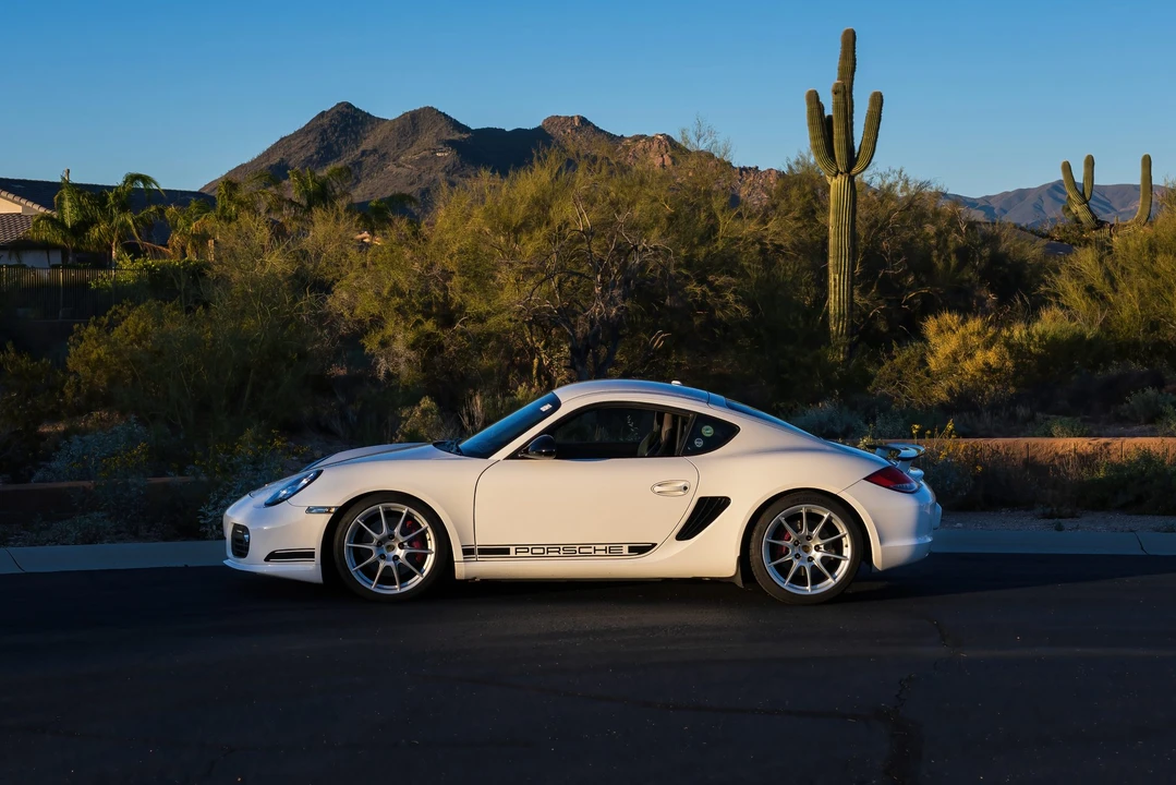 2012 Porsche 987 Cayman R - Image 8 of 31