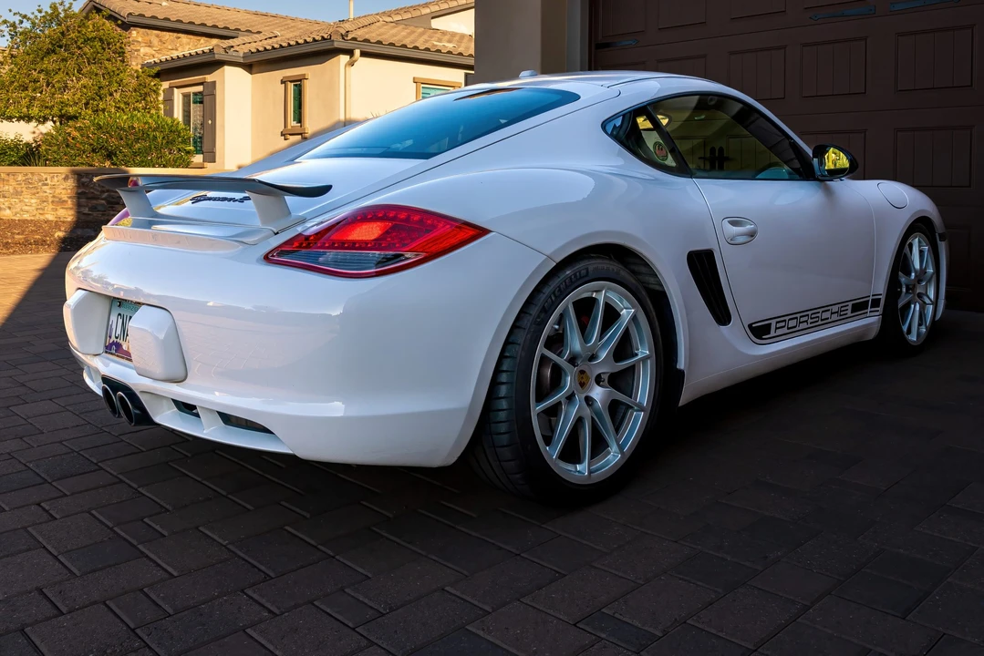 2012 Porsche 987 Cayman R - Image 24 of 31
