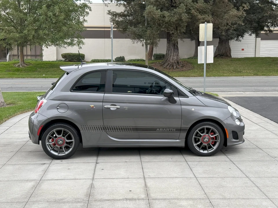 2013 Fiat Abarth 500 - Image 23 of 31