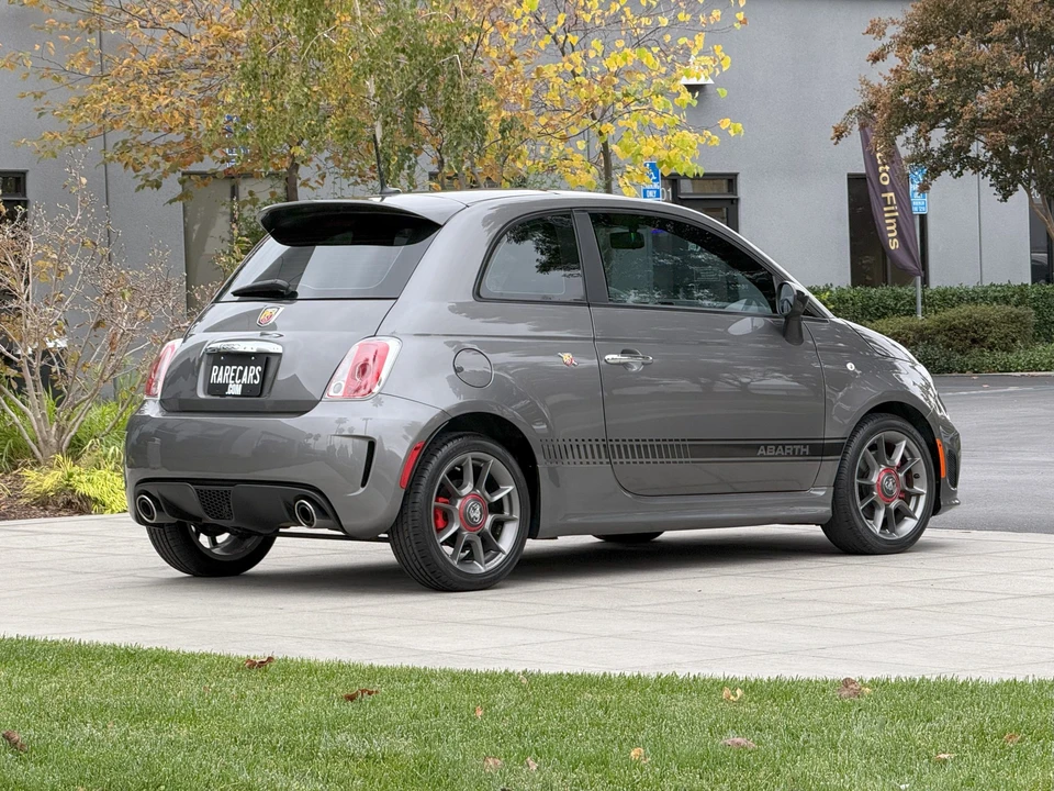 2013 Fiat Abarth 500 - Image 25 of 31