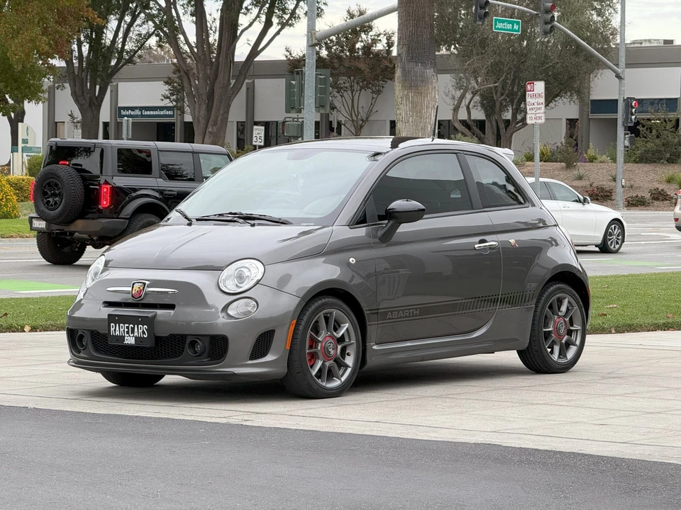 2013 Fiat Abarth 500 - Image 13 of 31