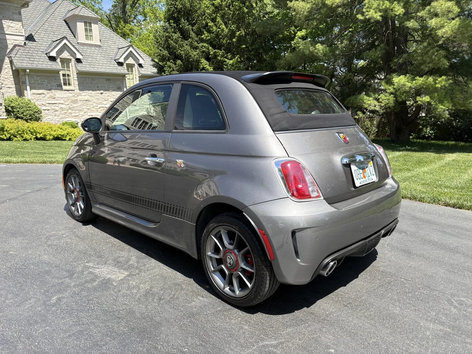 2013 Fiat Abarth 500 - Image 9 of 31
