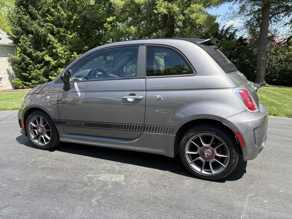 2013 Fiat Abarth 500 - Image 8 of 31