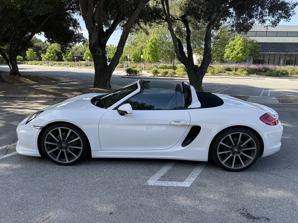 2013 Porsche 981 Boxster - Image 9 of 31