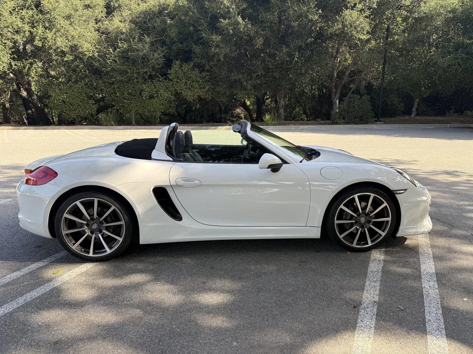 2013 Porsche 981 Boxster - Image 17 of 31