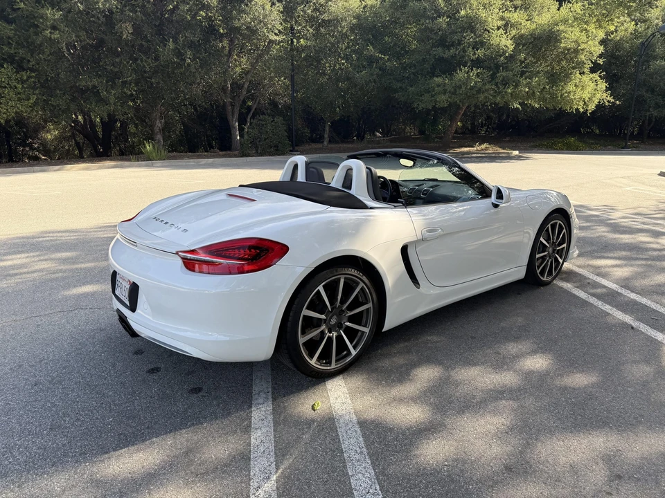 2013 Porsche 981 Boxster - Image 15 of 31