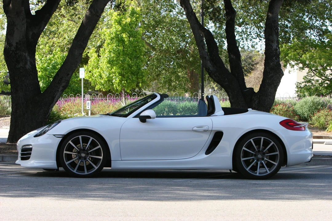 2013 Porsche 981 Boxster - Image 10 of 31