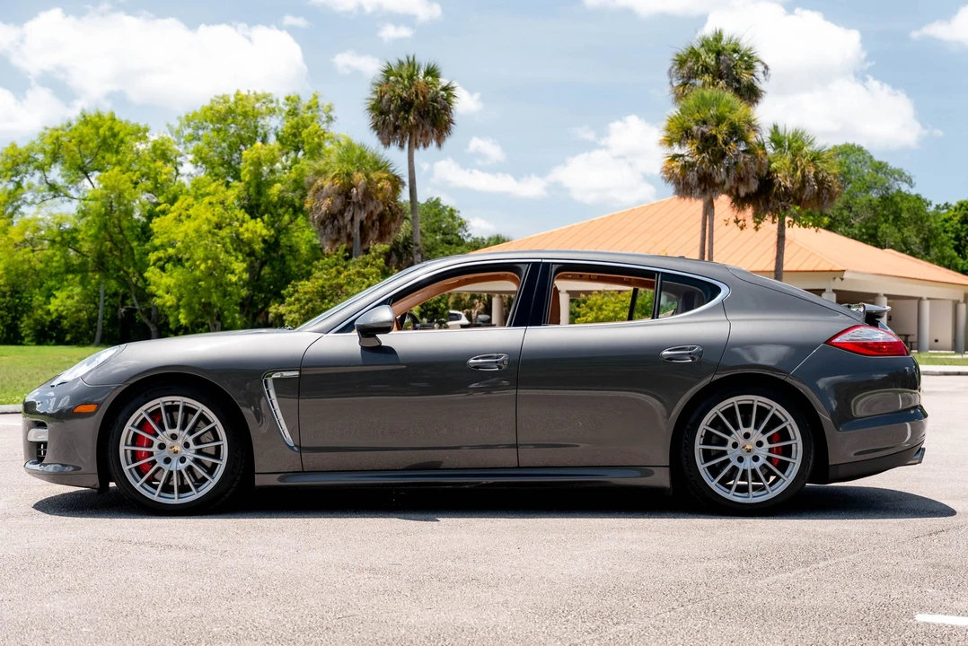 2013 Porsche 970 Panamera Turbo - Image 13 of 31