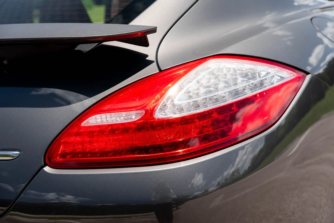 2013 Porsche 970 Panamera Turbo - Image 28 of 31