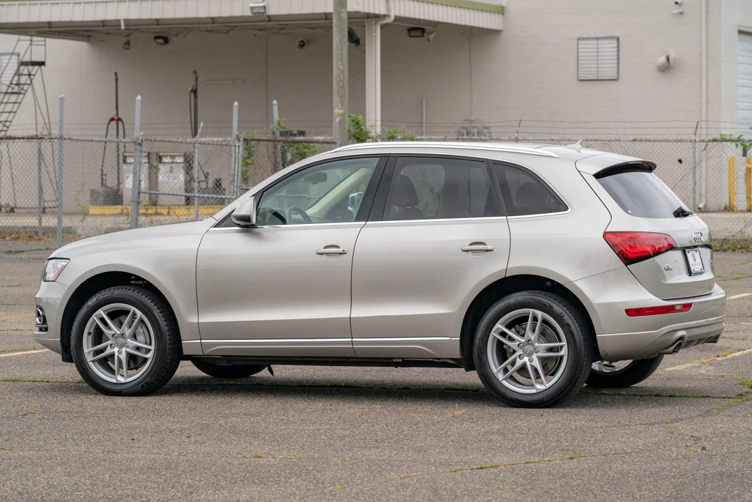 2014 Audi 8R Q5 - Image 7 of 31