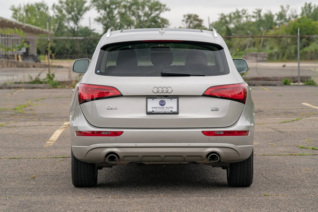 2014 Audi 8R Q5 - Image 10 of 31