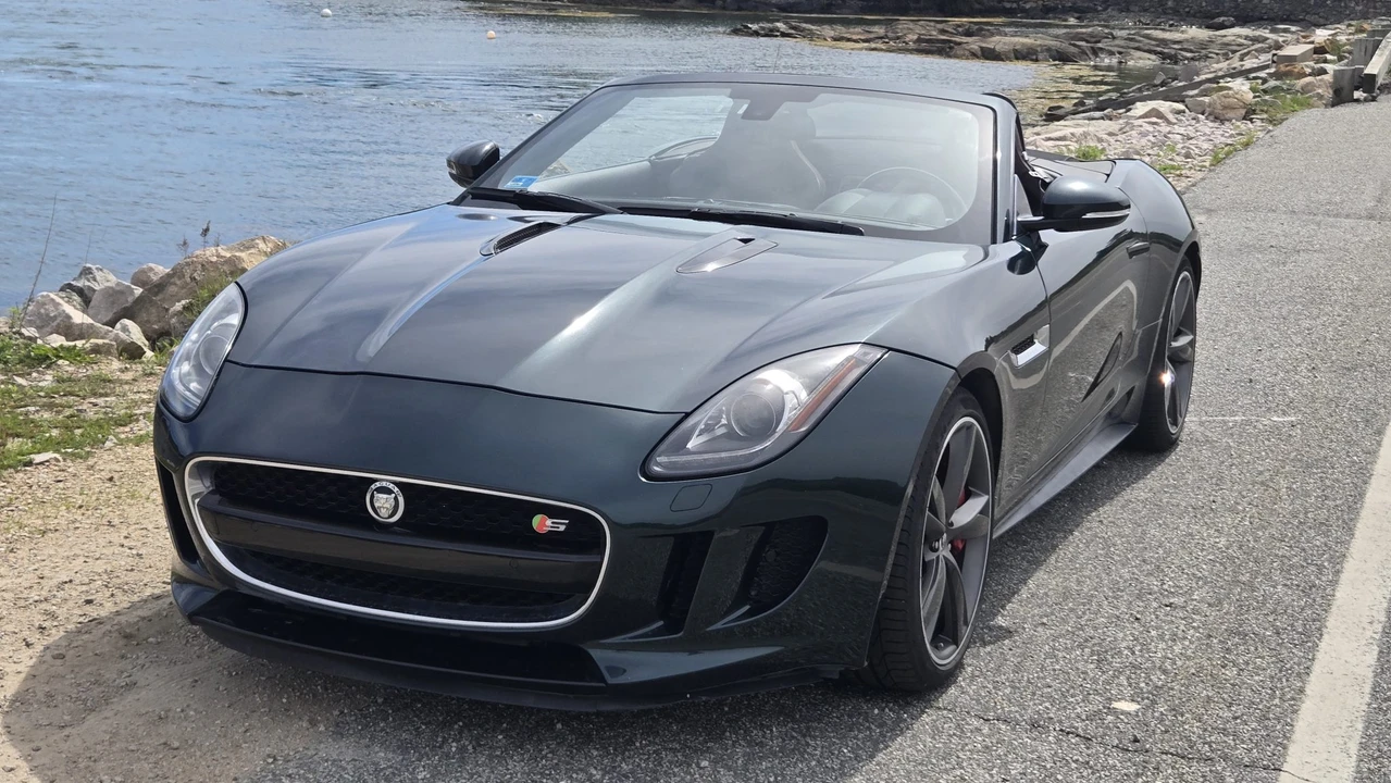 2014 Jaguar F-Type 1st Gen - Image 5 of 31