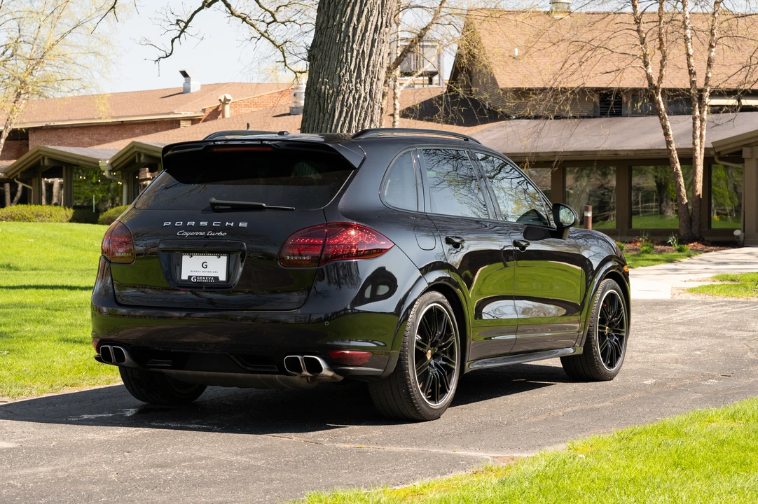 2014 Porsche 958 Cayenne Turbo - Image 12 of 31