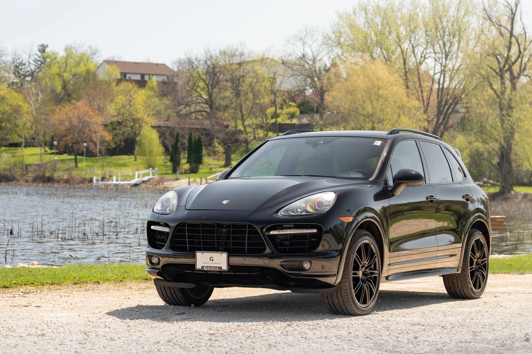 2014 Porsche 958 Cayenne Turbo - Image 2 of 31