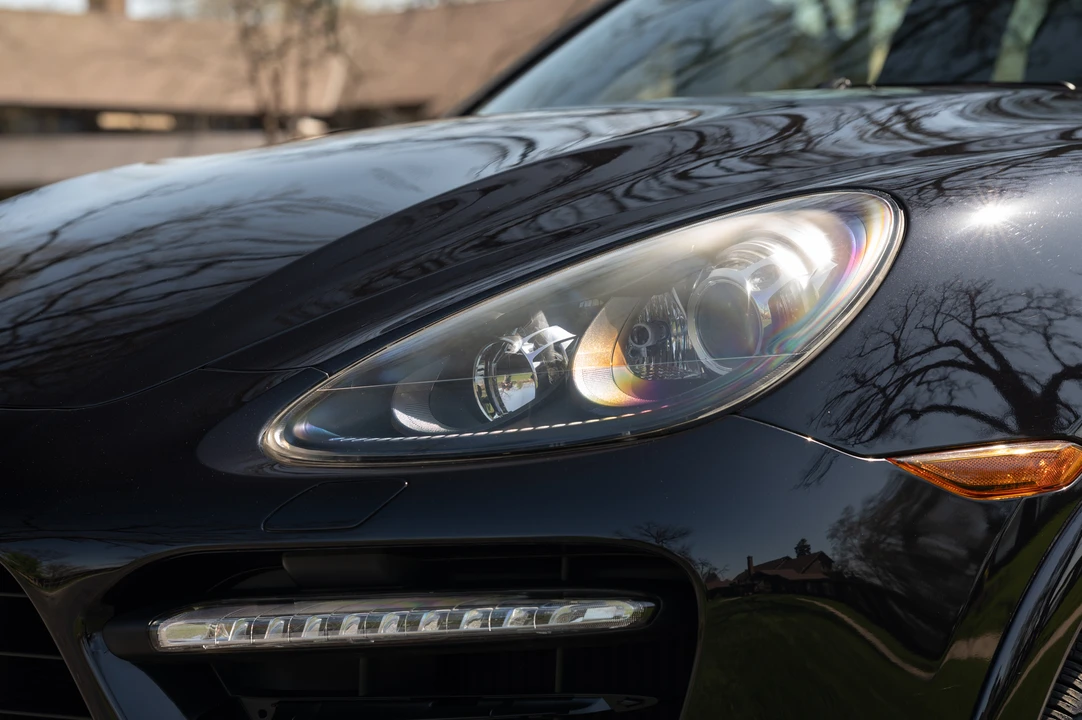 2014 Porsche 958 Cayenne Turbo - Image 28 of 31