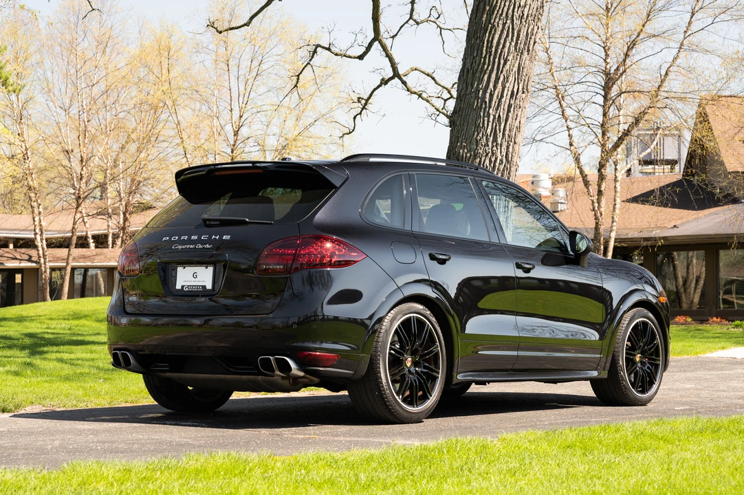 2014 Porsche 958 Cayenne Turbo - Image 13 of 31