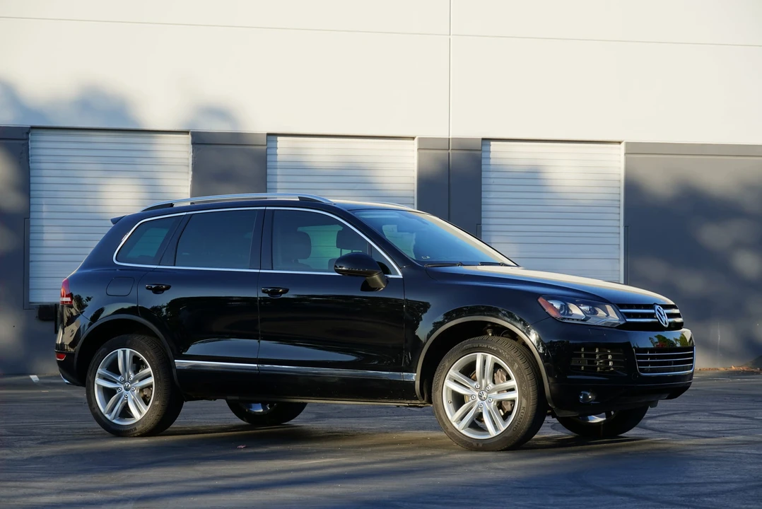 2014 Volkswagen Touareg - Image 17 of 31