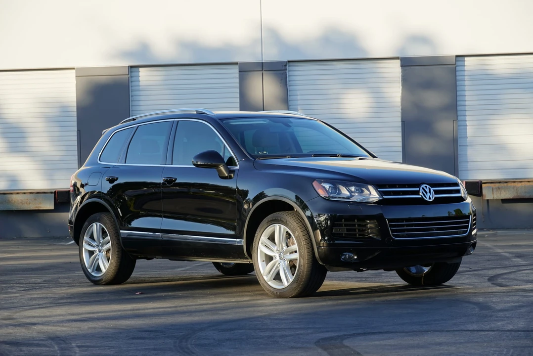 2014 Volkswagen Touareg - Image 14 of 31