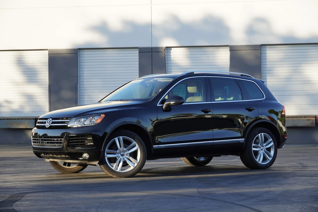 2014 Volkswagen Touareg - Image 3 of 31