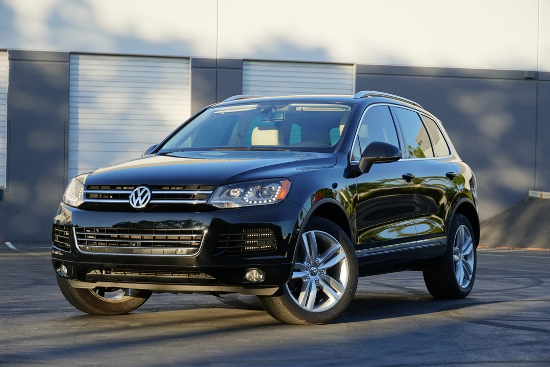 2014 Volkswagen Touareg - Image 8 of 31