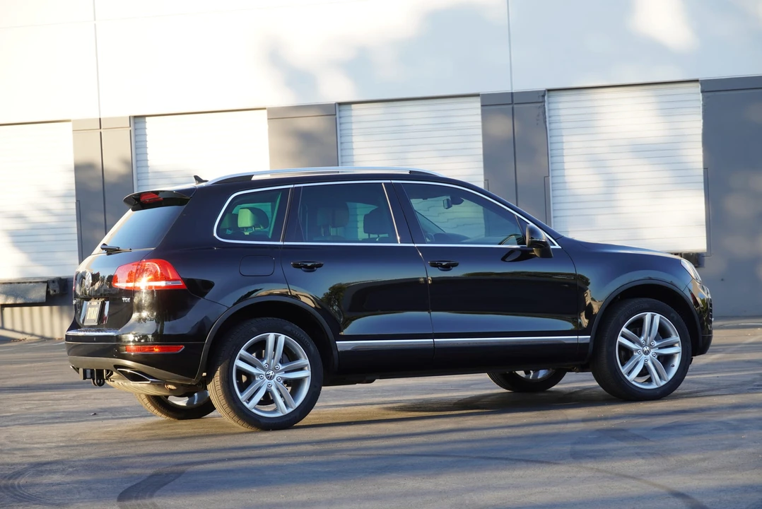 2014 Volkswagen Touareg - Image 20 of 31