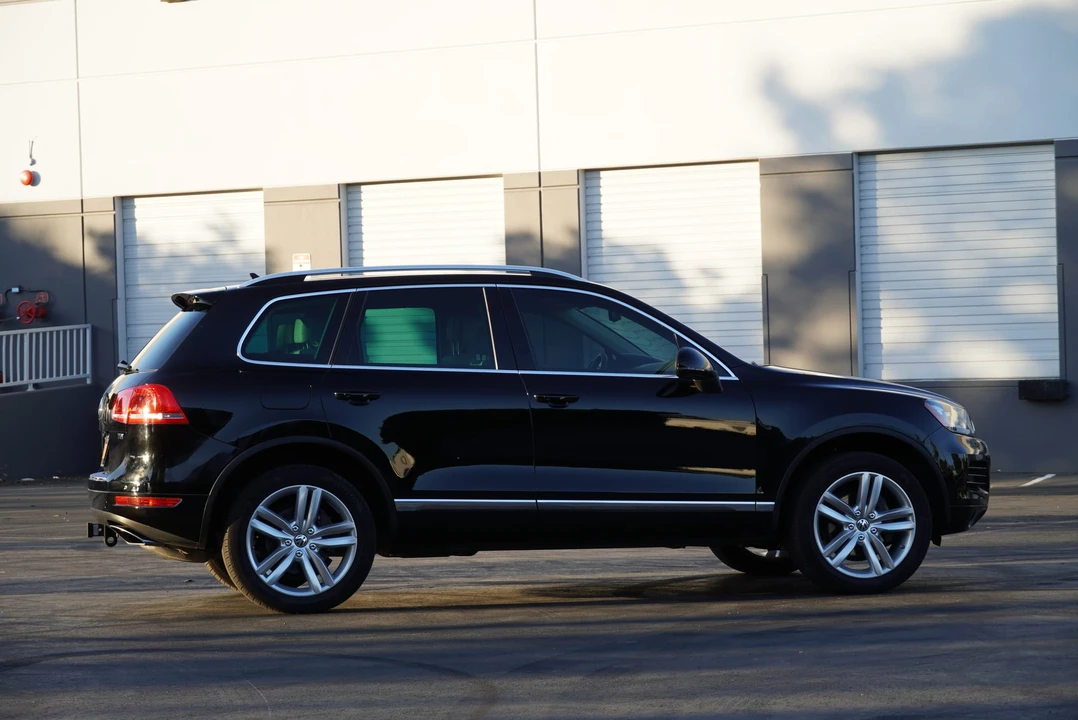 2014 Volkswagen Touareg - Image 19 of 31