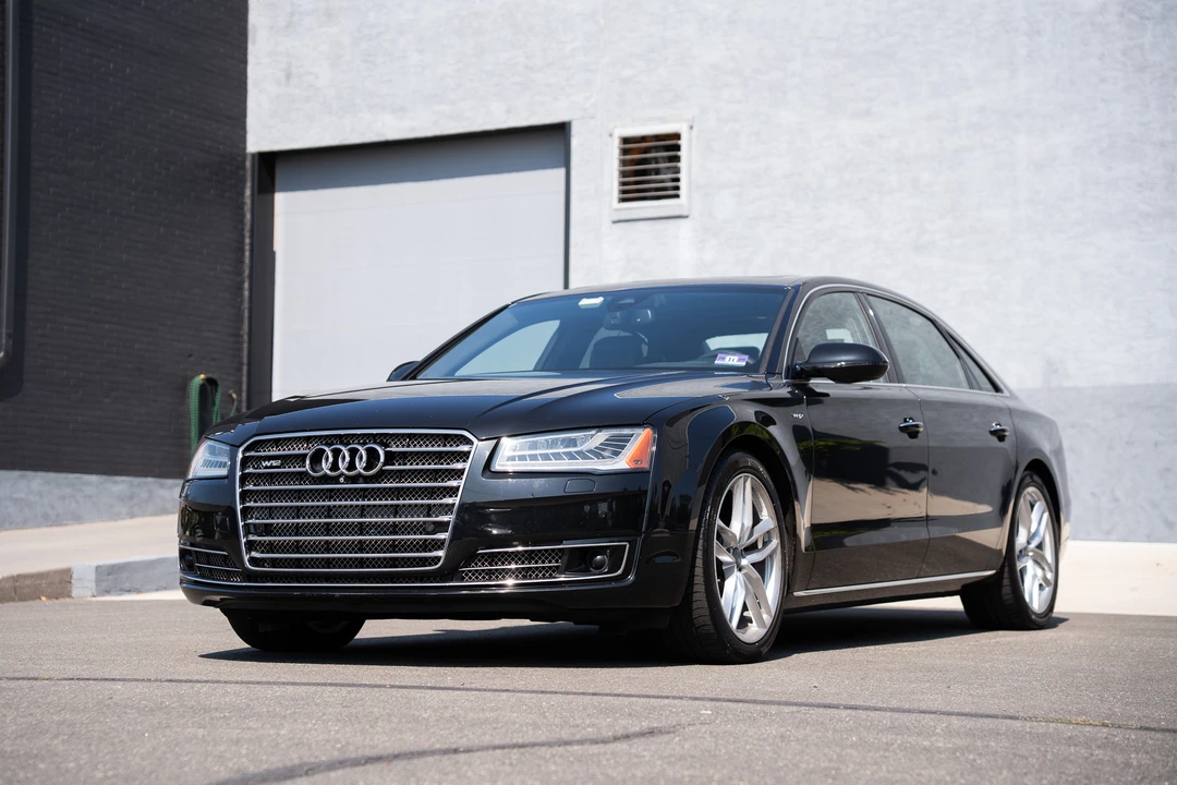 2015 Audi D4 A8 - Image 3 of 31
