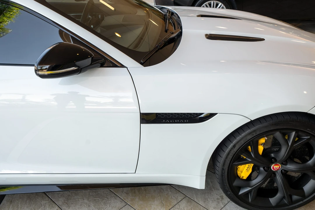 2015 Jaguar F-Type R 1st Gen - Image 11 of 31