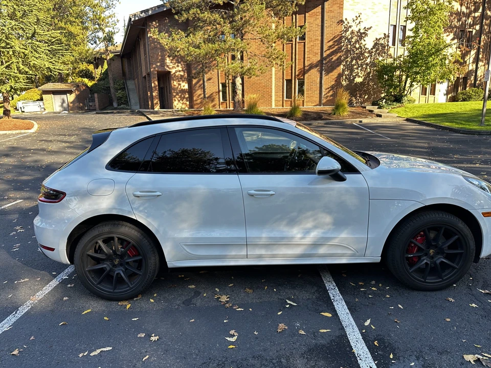 2015 Porsche Macan Turbo - Image 31 of 31